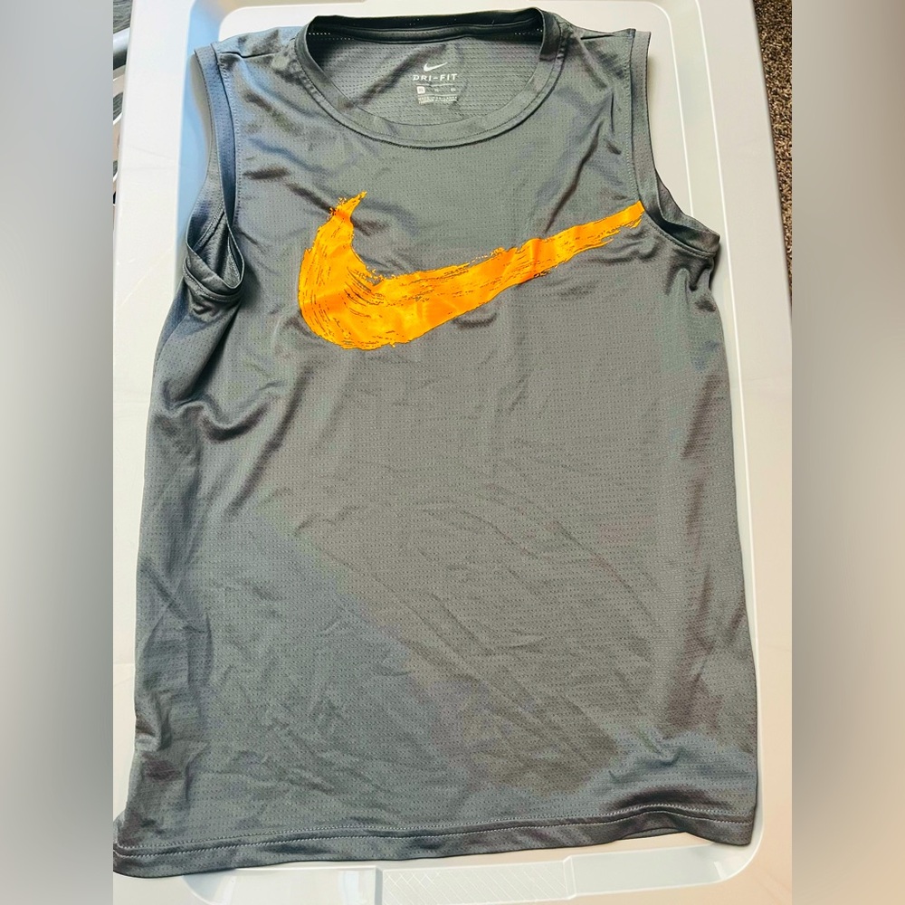 Boys XL Nike gray and orange sleeveless Dri-fit shirt